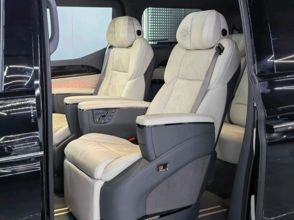 2024 Zeekr 009 BEV 108KWH,autocango,china used car exporter,china ev exporter,chinese used car exporter,chinese used ev exporter