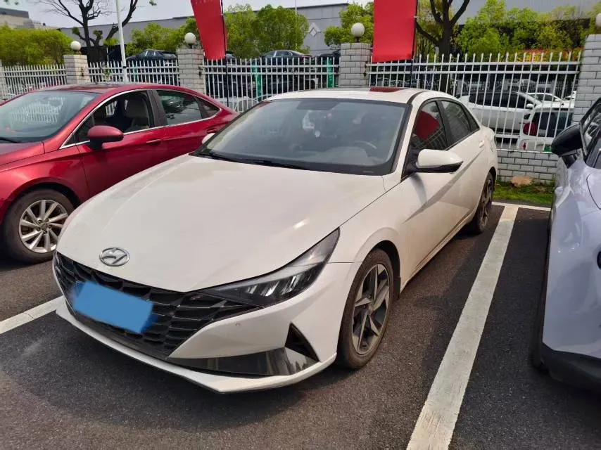 2021 Hyundai Elantra 1.5L 115HP L4 CVT,autocango,china used car exporter,china ev exporter,chinese used car exporter,chinese used ev exporter