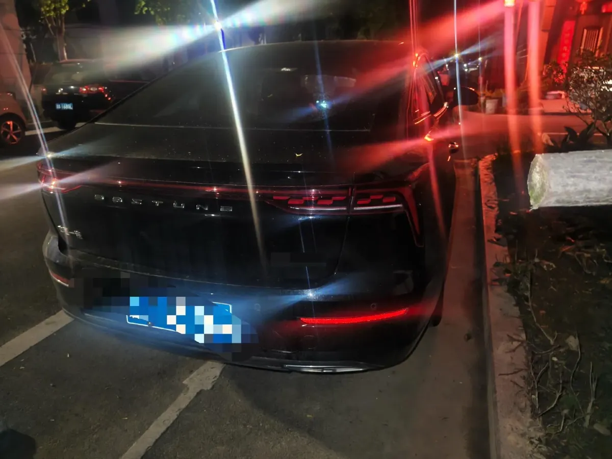 2022 ChangAn CS75 Plus 1.5T 188HP L4 8AT,autocango,china used car exporter,china ev exporter,chinese used car exporter,chinese used ev exporter