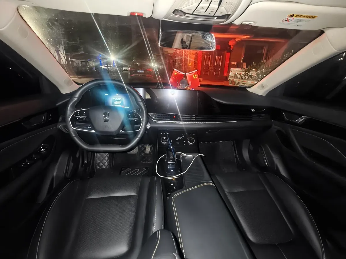 2022 ChangAn CS75 Plus 1.5T 188HP L4 8AT,autocango,china used car exporter,china ev exporter,chinese used car exporter,chinese used ev exporter