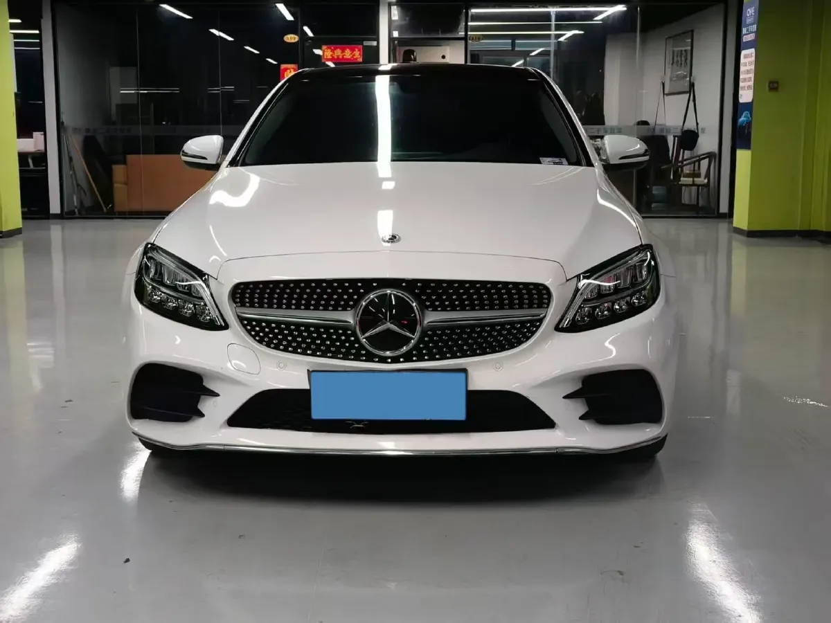 2021 Mercedes-Benz C Class 1.5T 156HP L4 9AT,autocango,china used car exporter,china ev exporter,chinese used car exporter,chinese used ev exporter
