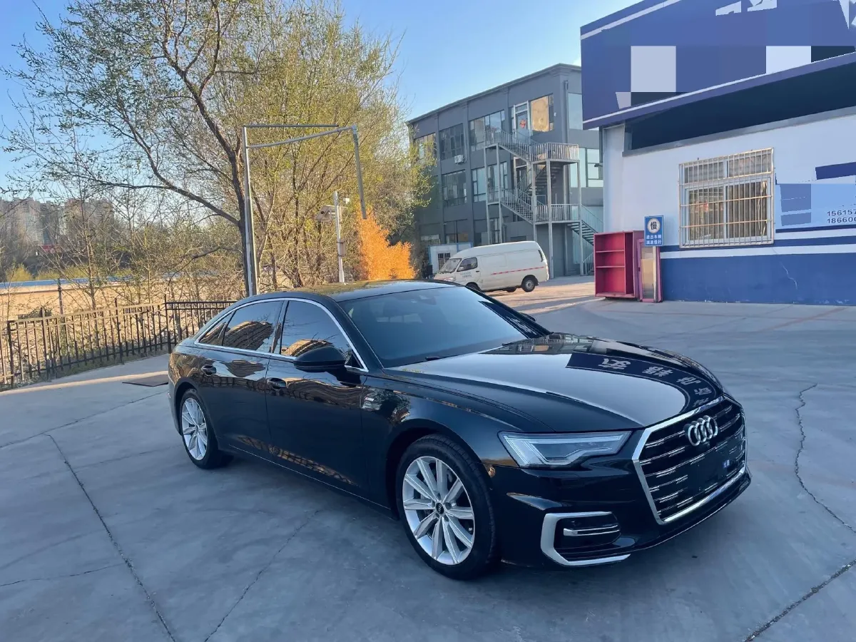 2023 Audi A6L 2.0T 245HP L4 7DCT,autocango,china used car exporter,china ev exporter,chinese used car exporter,chinese used ev exporter
