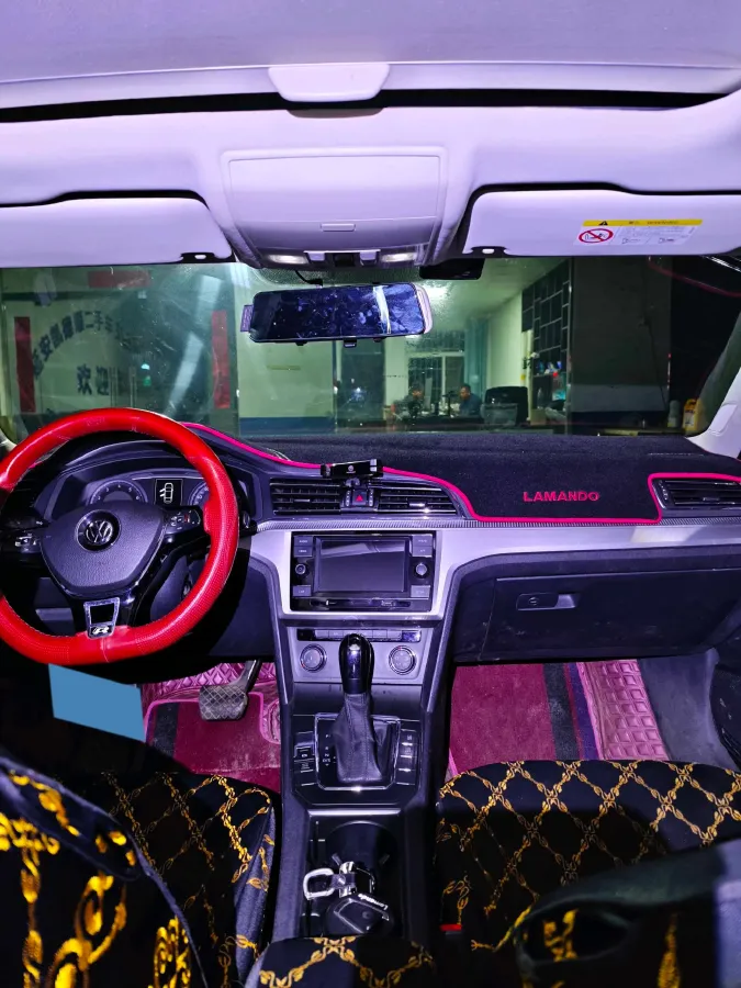 2019 Volkswagen T-Cross 1.4T 150HP L4 7DCT,autocango,china used car exporter,china ev exporter,chinese used car exporter,chinese used ev exporter