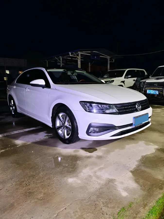 2019 Volkswagen T-Cross 1.4T 150HP L4 7DCT,autocango,china used car exporter,china ev exporter,chinese used car exporter,chinese used ev exporter