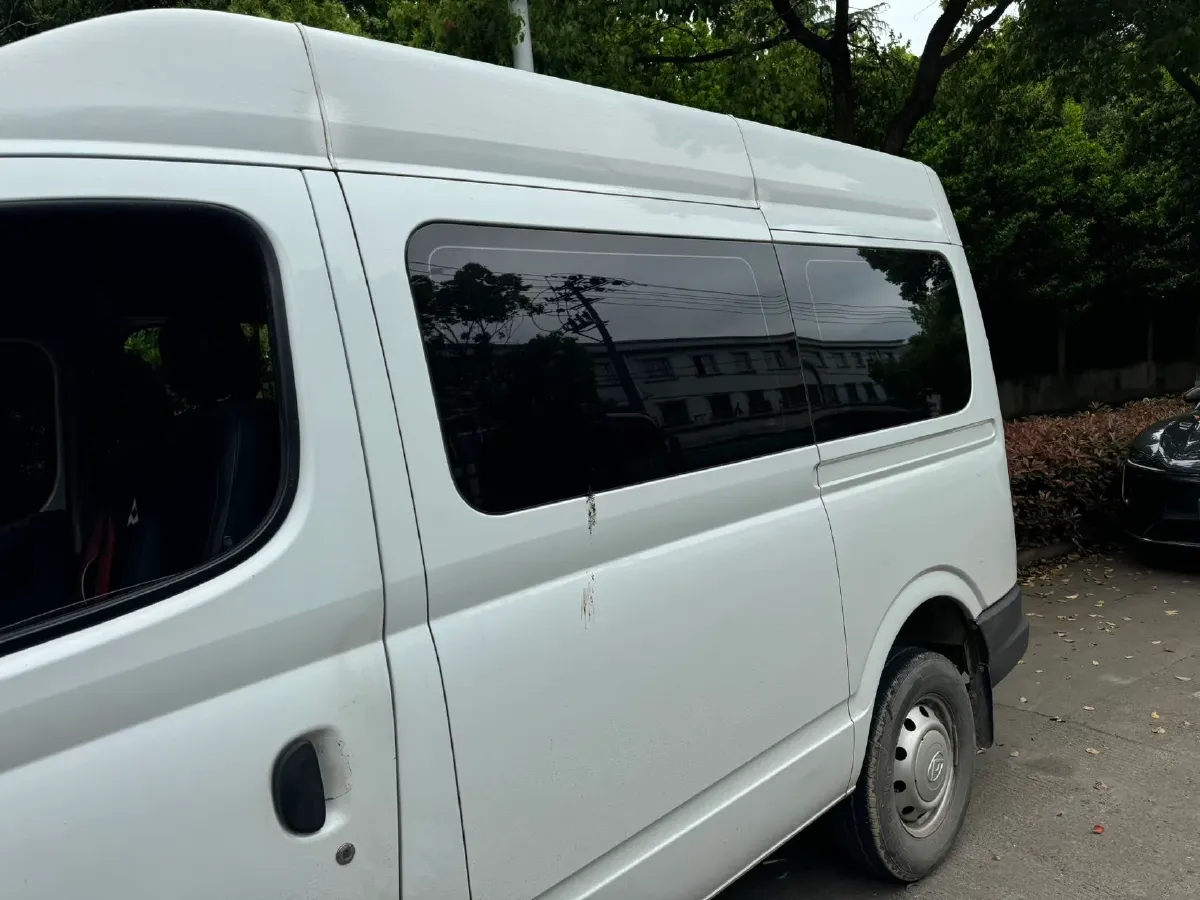 2020 MAXUS XinTu V80 2.5T 136HP L4 6MT,autocango,china used car exporter,china ev exporter,chinese used car exporter,chinese used ev exporter