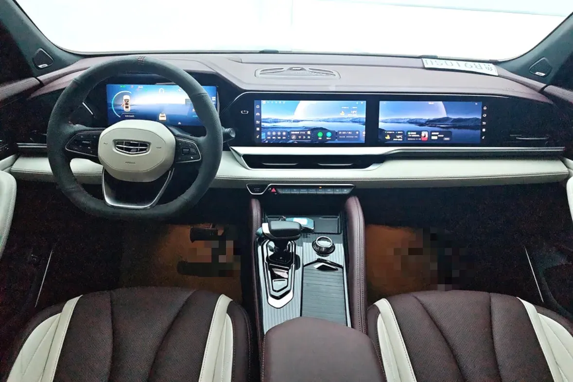 2021 Geely Monjaro 2.0T 218HP L4 7DCT,autocango,china used car exporter,china ev exporter,chinese used car exporter,chinese used ev exporter