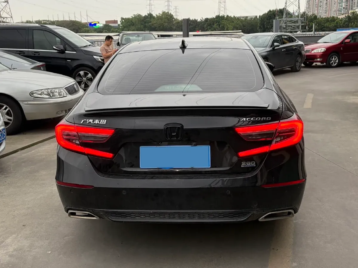 2022 Honda Accord 1.5T 194HP L4 CVT,autocango,china used car exporter,china ev exporter,chinese used car exporter,chinese used ev exporter