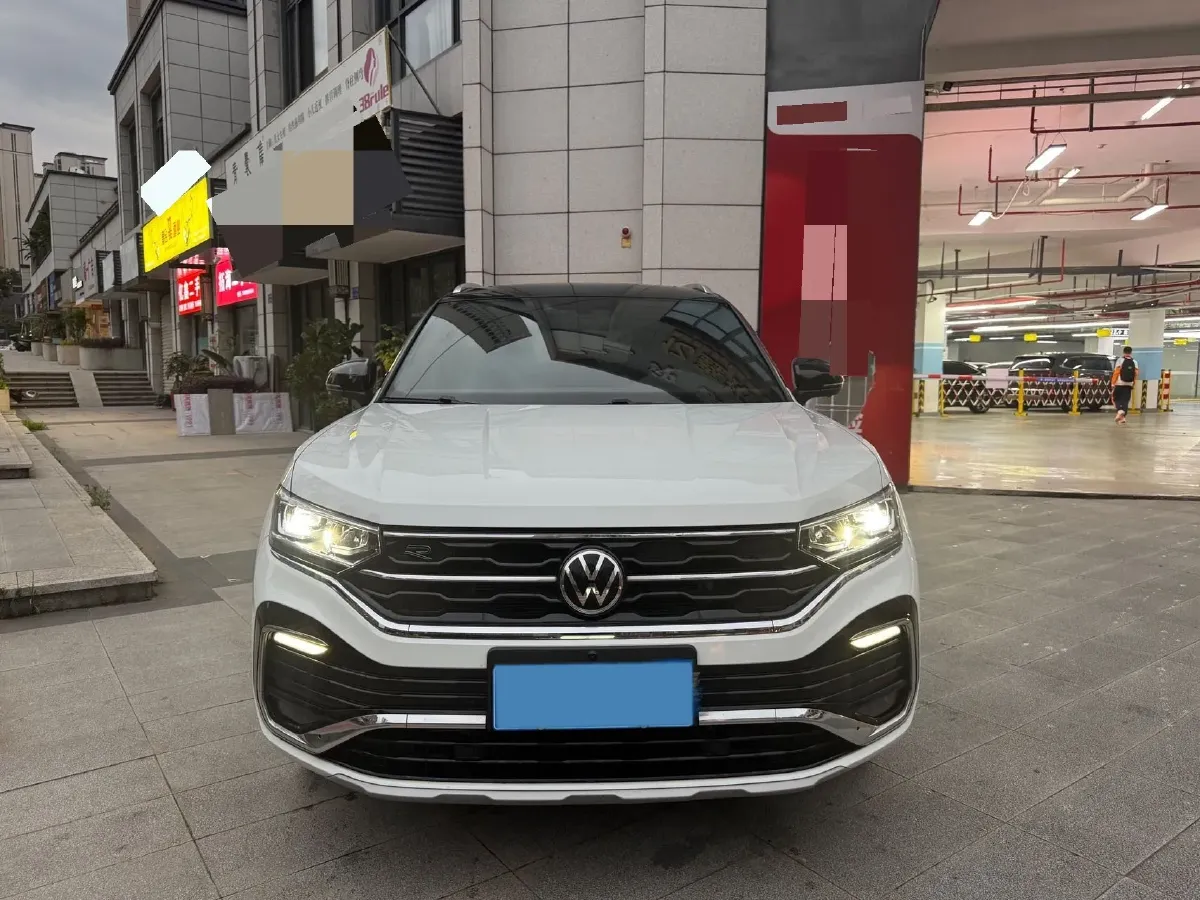 2020 Volkswagen Tayron X 2.0T 186HP L4 7DCT,autocango,china used car exporter,china ev exporter,chinese used car exporter,chinese used ev exporter