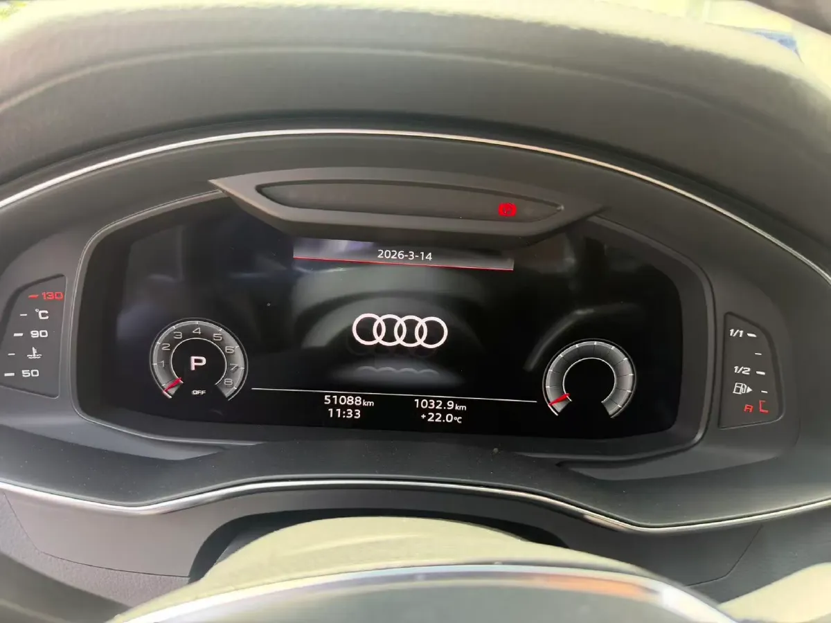 2022 Audi A6L 2.0T 224HP L4 7DCT,autocango,china used car exporter,china ev exporter,chinese used car exporter,chinese used ev exporter