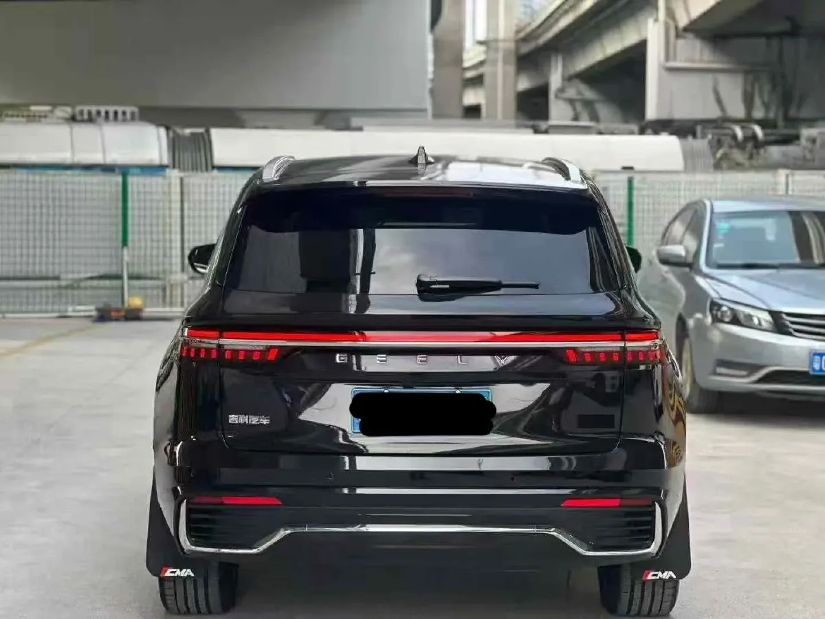 2021 Geely Monjaro 2.0T 218HP L4 7DCT,autocango,china used car exporter,china ev exporter,chinese used car exporter,chinese used ev exporter