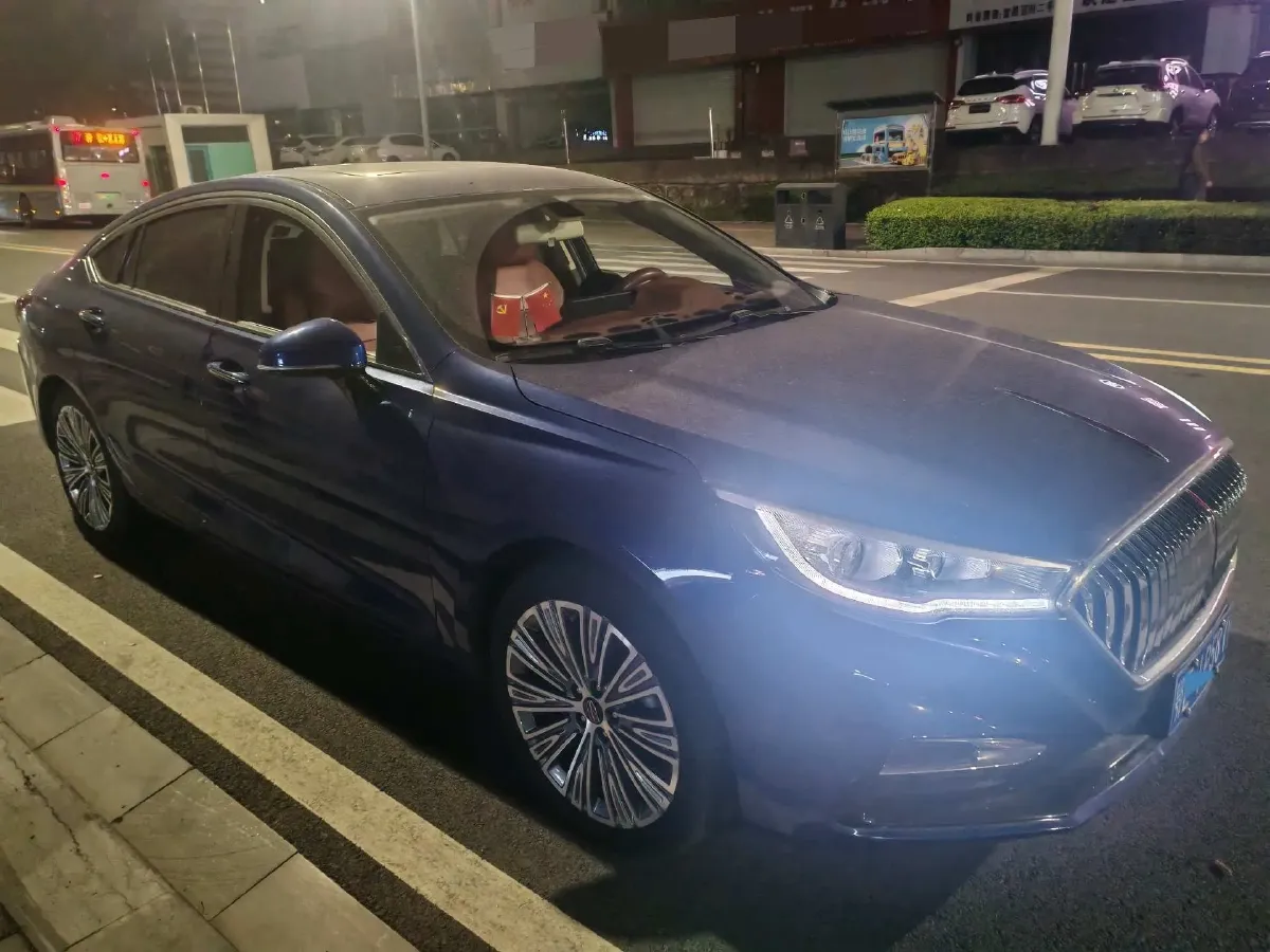 2022 HongQi H5 1.5T 169HP L4 7DCT,autocango,china used car exporter,china ev exporter,chinese used car exporter,chinese used ev exporter