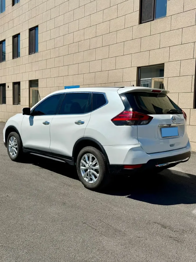 2021 Nissan X-Trail 2.0L 151HP L4 CVT,autocango,china used car exporter,china ev exporter,chinese used car exporter,chinese used ev exporter