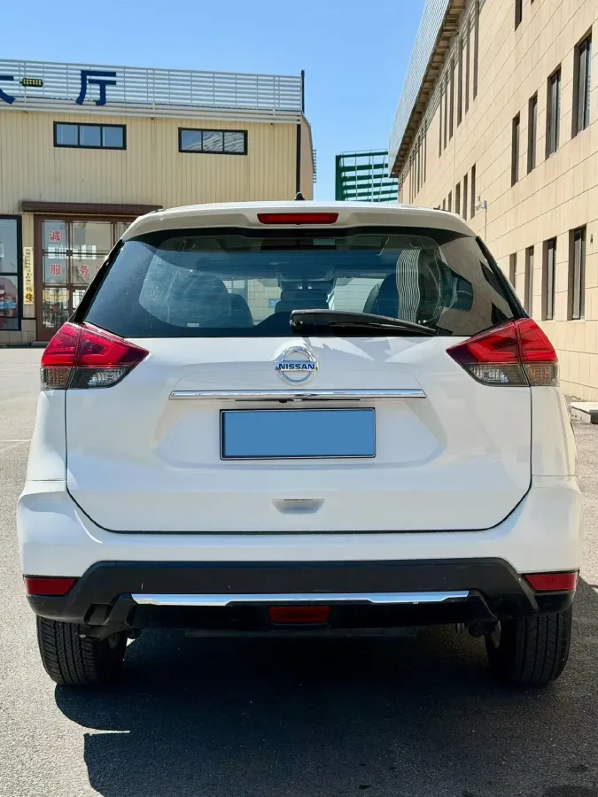 2021 Nissan X-Trail 2.0L 151HP L4 CVT,autocango,china used car exporter,china ev exporter,chinese used car exporter,chinese used ev exporter
