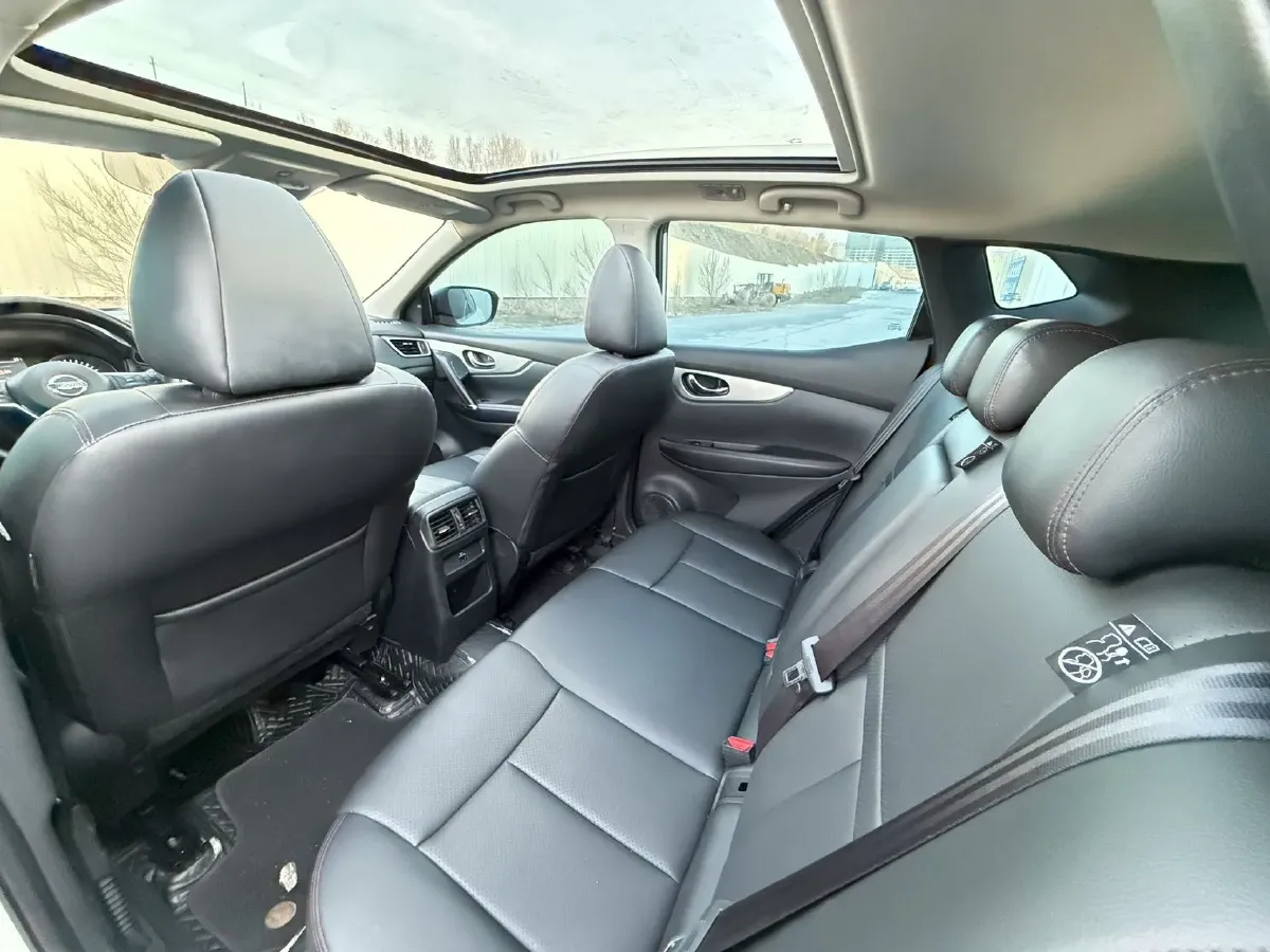 2022 Nissan Qashqai 2.0L 151HP L4 CVT,autocango,china used car exporter,china ev exporter,chinese used car exporter,chinese used ev exporter