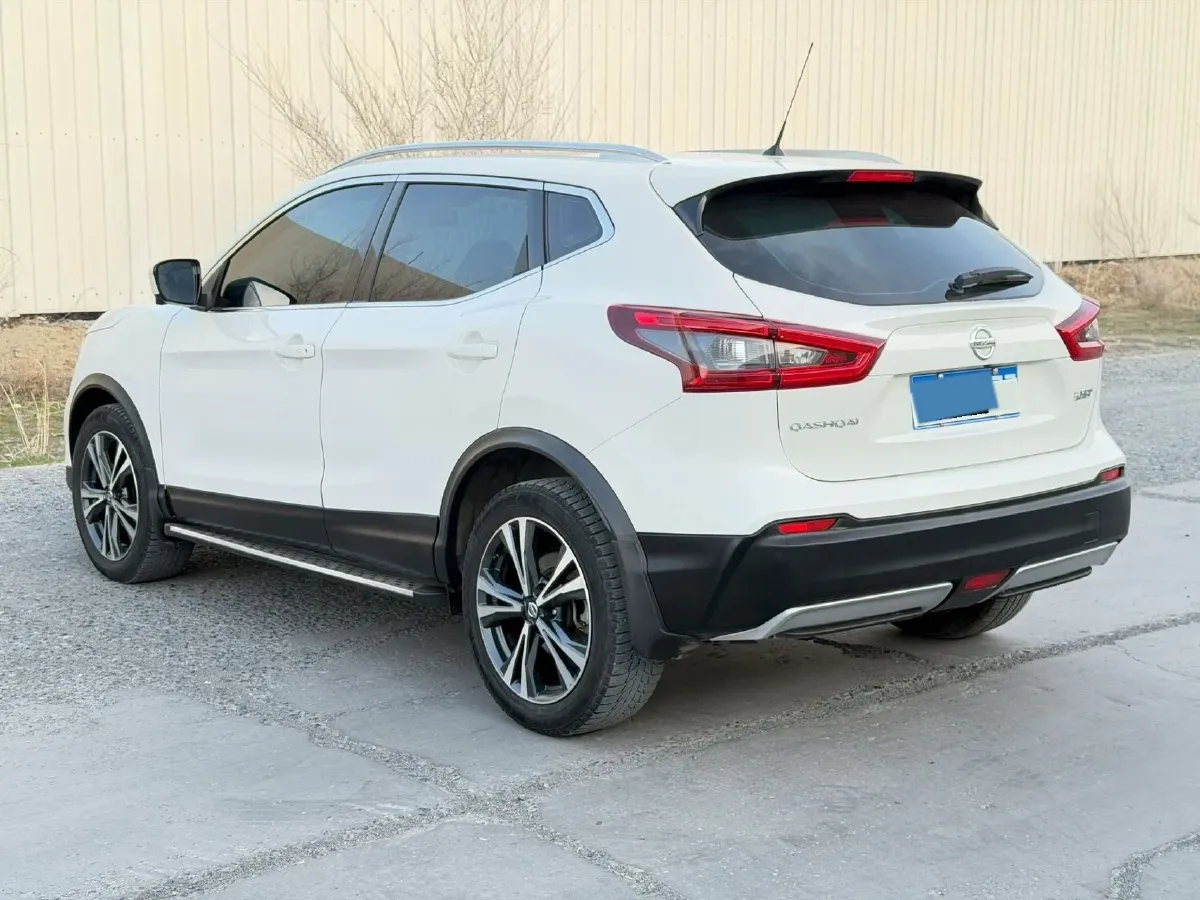 2022 Nissan Qashqai 2.0L 151HP L4 CVT,autocango,china used car exporter,china ev exporter,chinese used car exporter,chinese used ev exporter