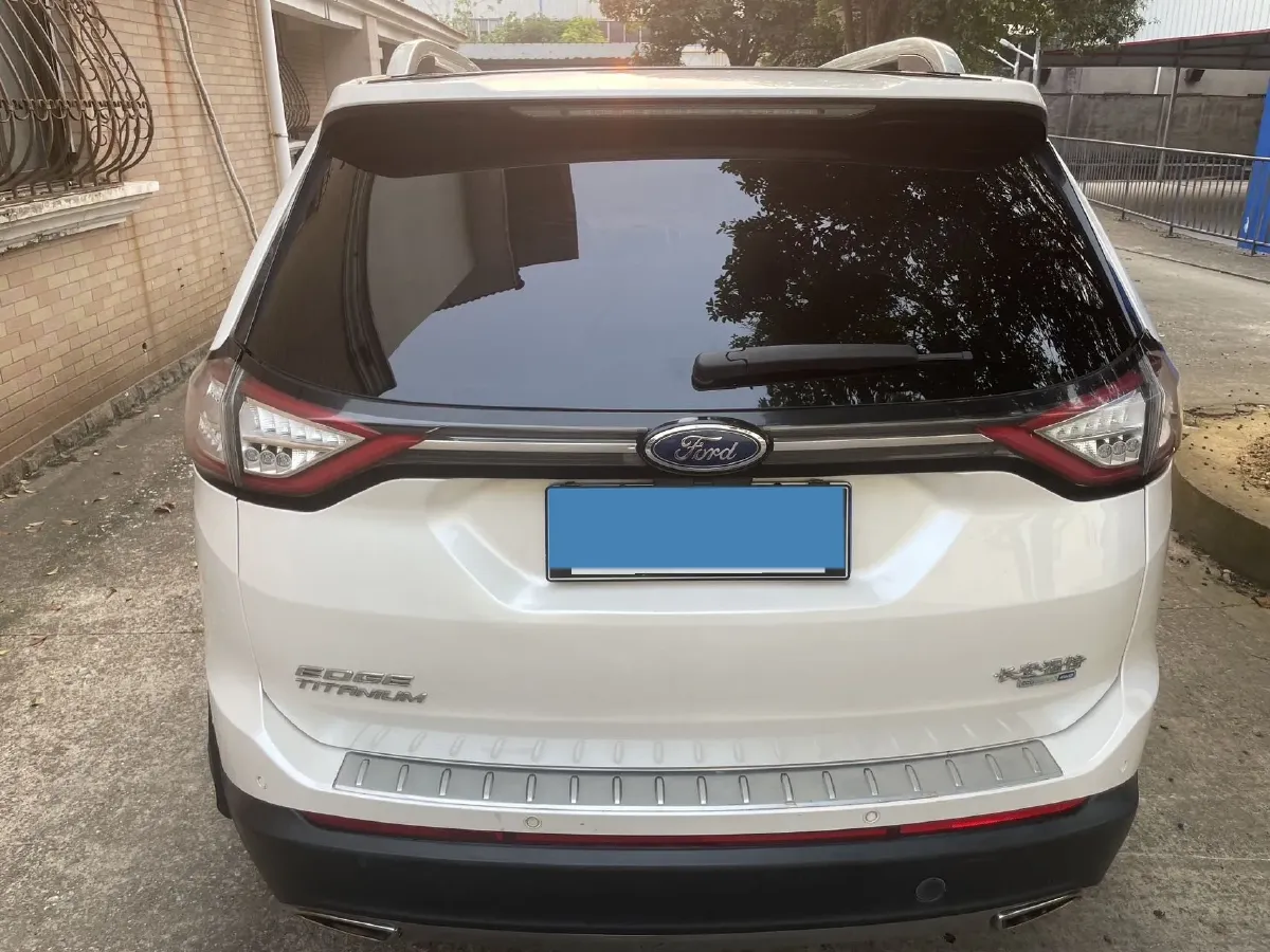 2016 Ford Edge 2.0T 245HP L4 6AT,autocango,china used car exporter,china ev exporter,chinese used car exporter,chinese used ev exporter
