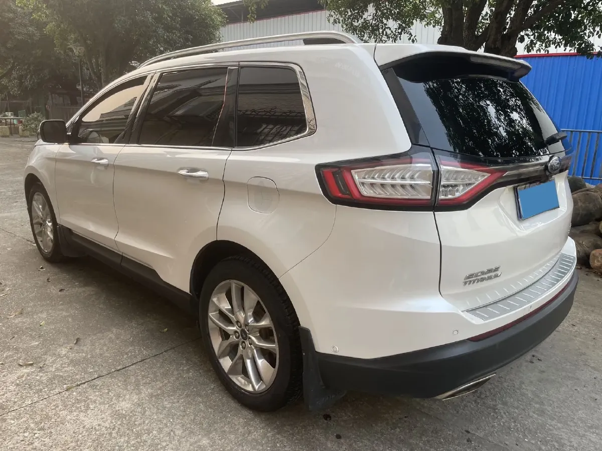 2016 Ford Edge 2.0T 245HP L4 6AT,autocango,china used car exporter,china ev exporter,chinese used car exporter,chinese used ev exporter