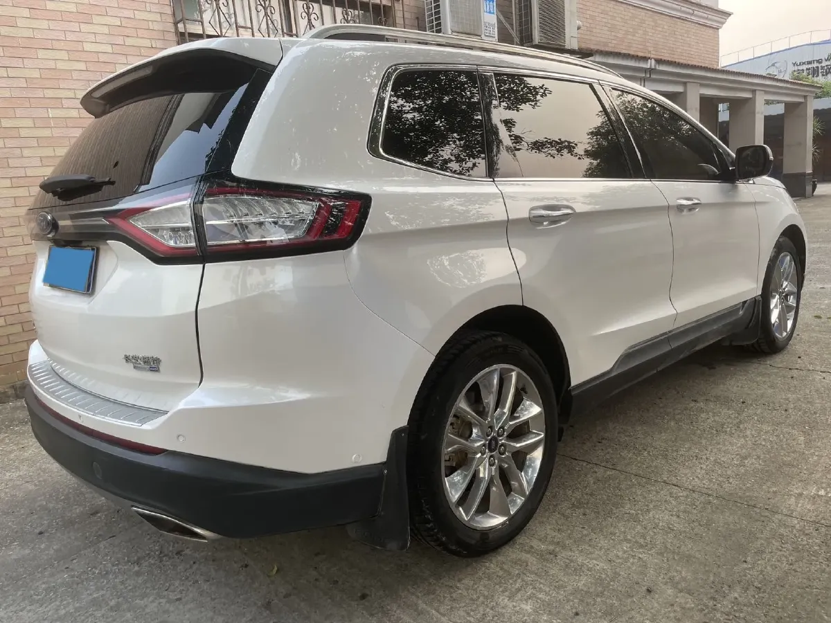 2016 Ford Edge 2.0T 245HP L4 6AT,autocango,china used car exporter,china ev exporter,chinese used car exporter,chinese used ev exporter