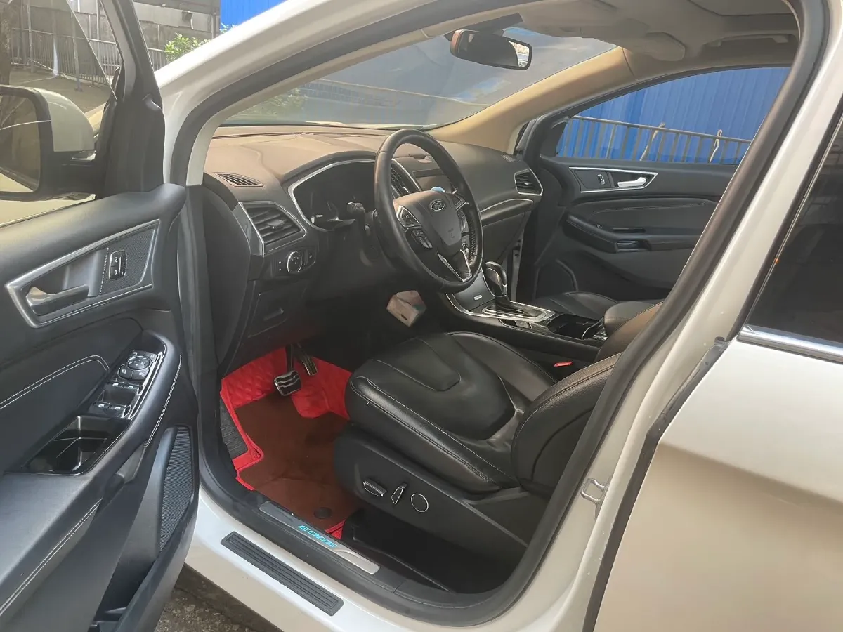 2016 Ford Edge 2.0T 245HP L4 6AT,autocango,china used car exporter,china ev exporter,chinese used car exporter,chinese used ev exporter