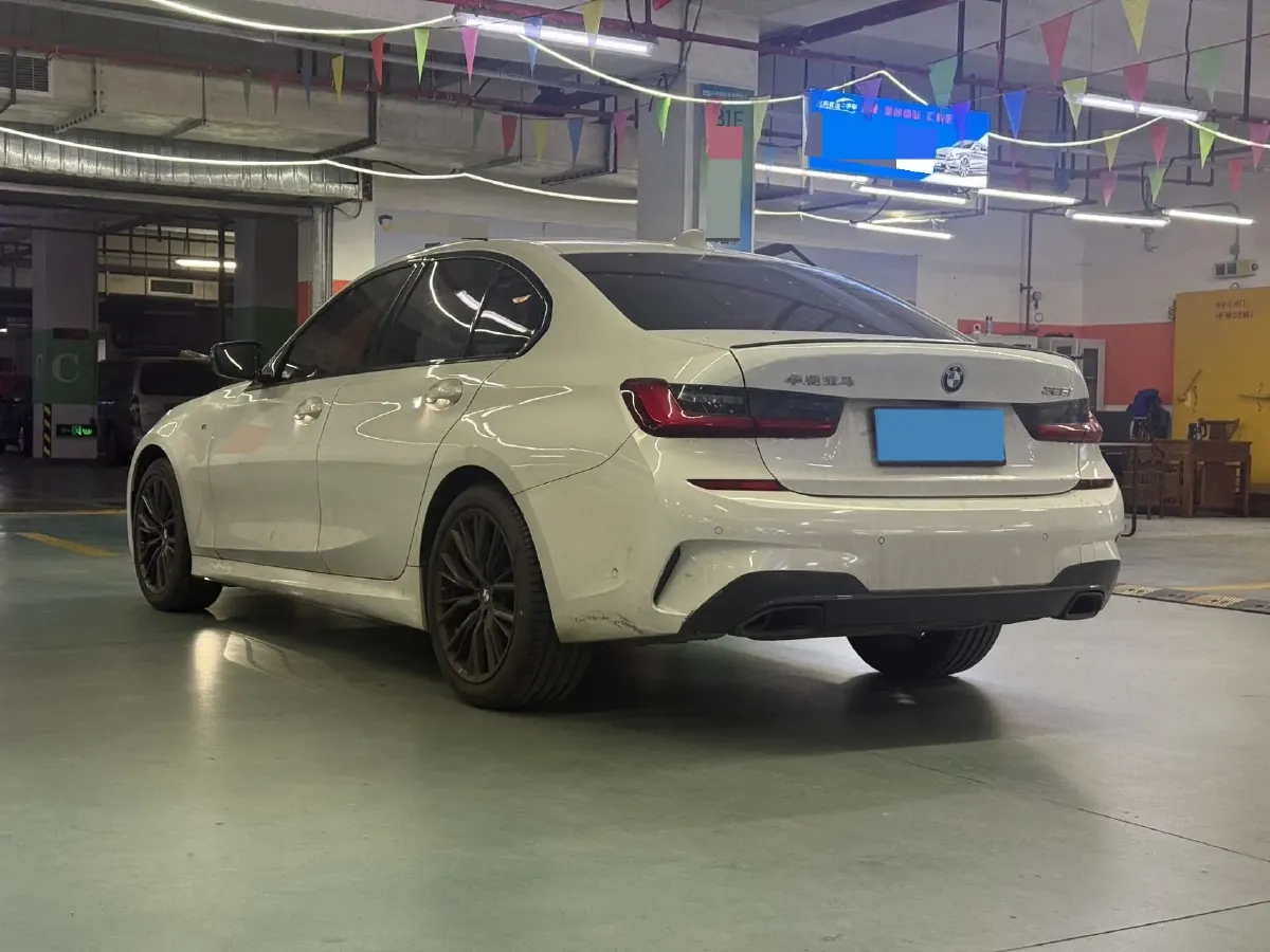 2021 BMW 3 Series 2.0T 184HP L4 8AT,autocango,china used car exporter,china ev exporter,chinese used car exporter,chinese used ev exporter