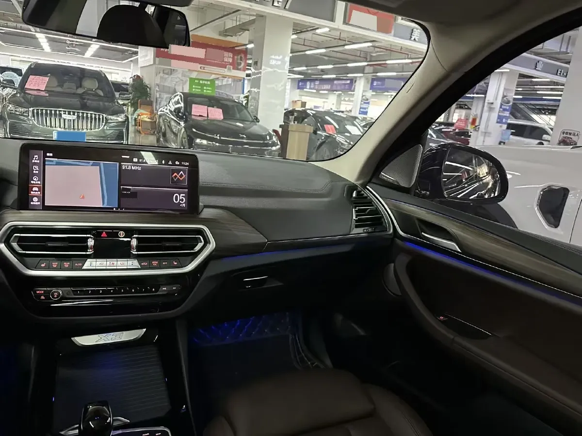 2022 BMW X3 2.0T 252HP L4 8AT,autocango,china used car exporter,china ev exporter,chinese used car exporter,chinese used ev exporter