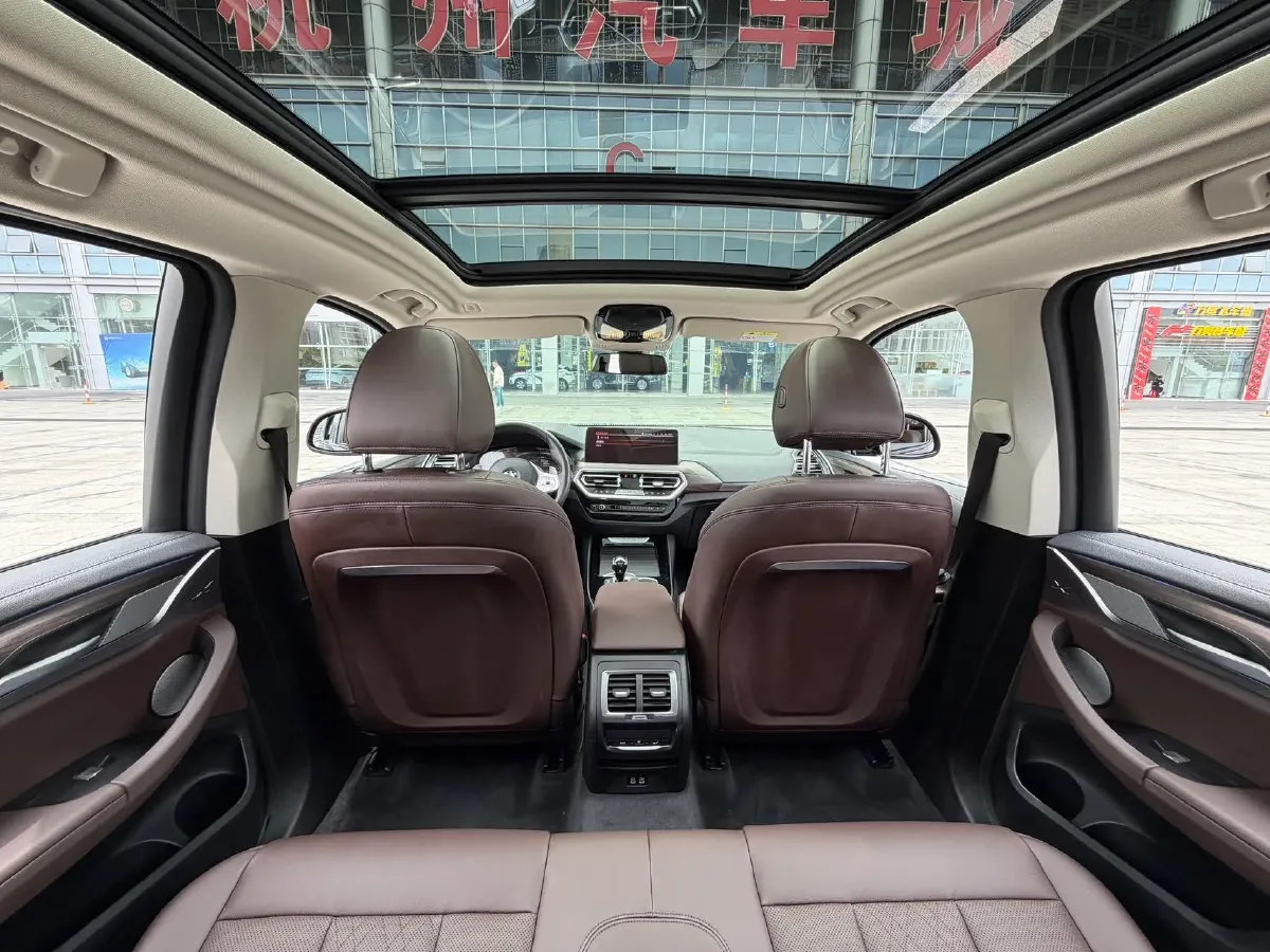 2022 BMW X3 2.0T 252HP L4 8AT,autocango,china used car exporter,china ev exporter,chinese used car exporter,chinese used ev exporter