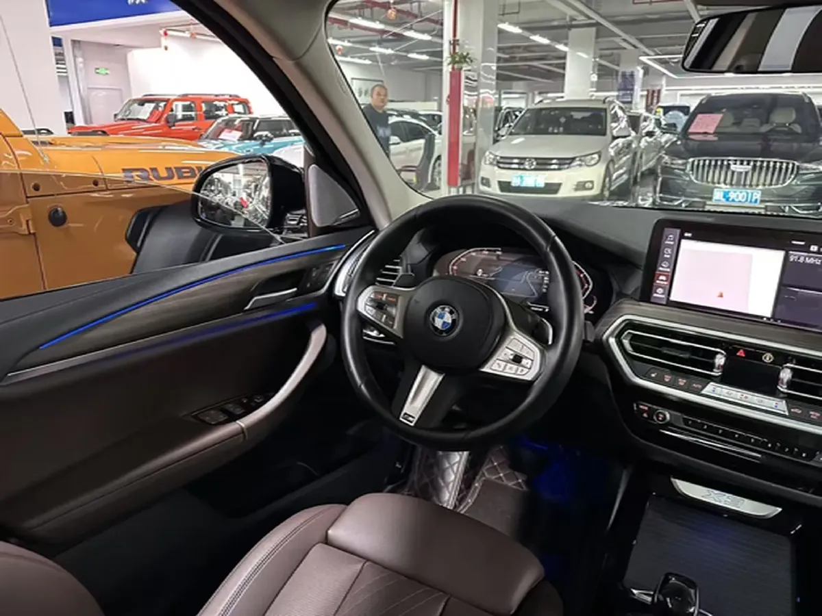 2022 BMW X3 2.0T 252HP L4 8AT,autocango,china used car exporter,china ev exporter,chinese used car exporter,chinese used ev exporter