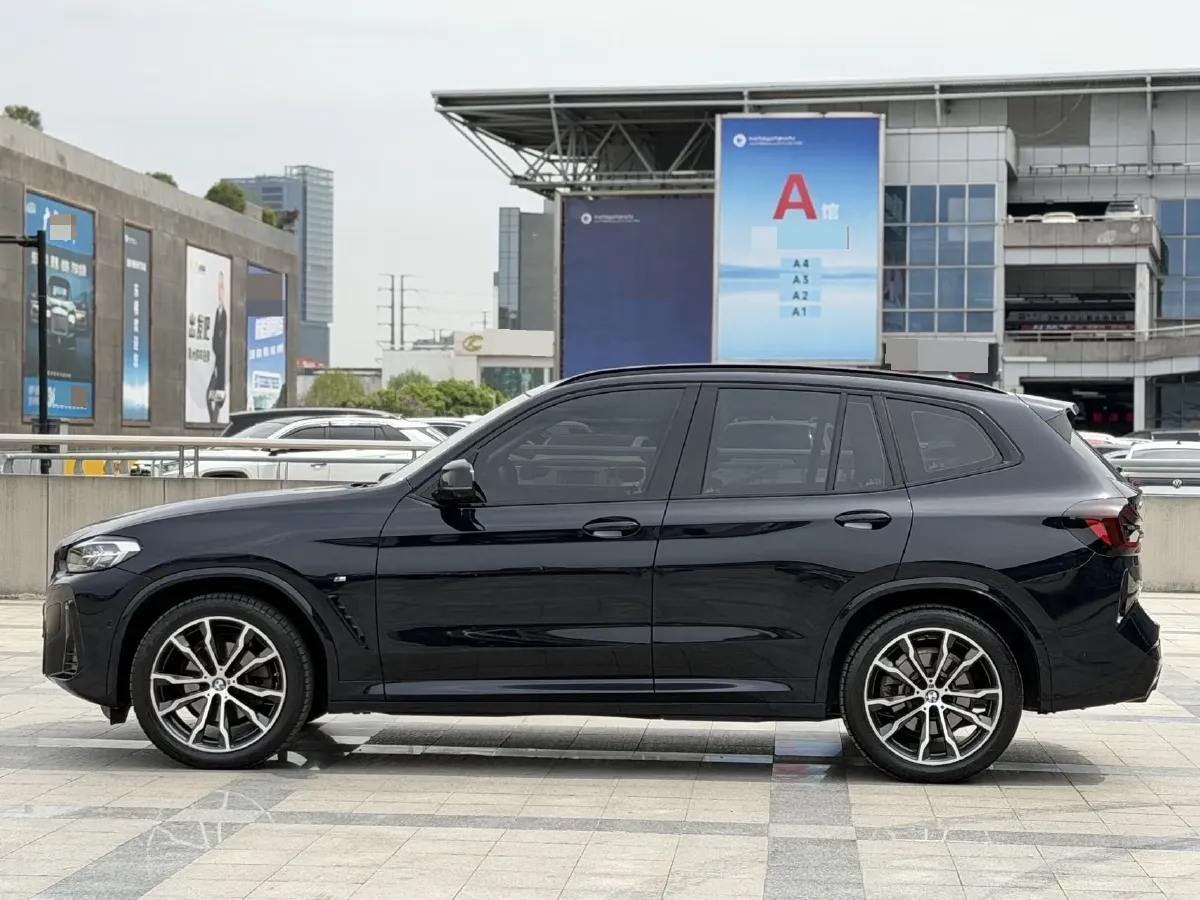 2022 BMW X3 2.0T 252HP L4 8AT,autocango,china used car exporter,china ev exporter,chinese used car exporter,chinese used ev exporter
