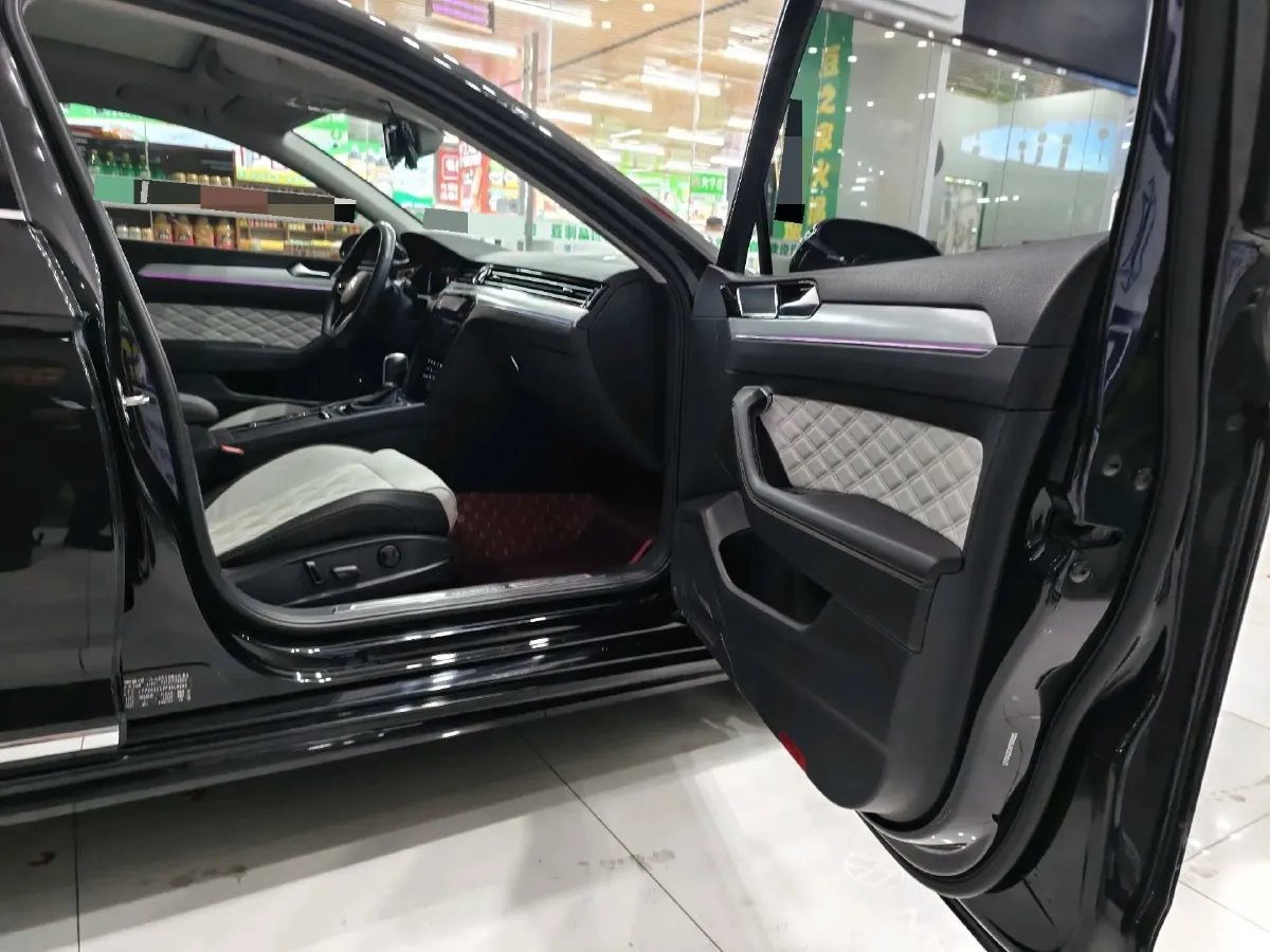 2023 Volkswagen Magotan 2.0T 186HP L4 7DCT,autocango,china used car exporter,china ev exporter,chinese used car exporter,chinese used ev exporter