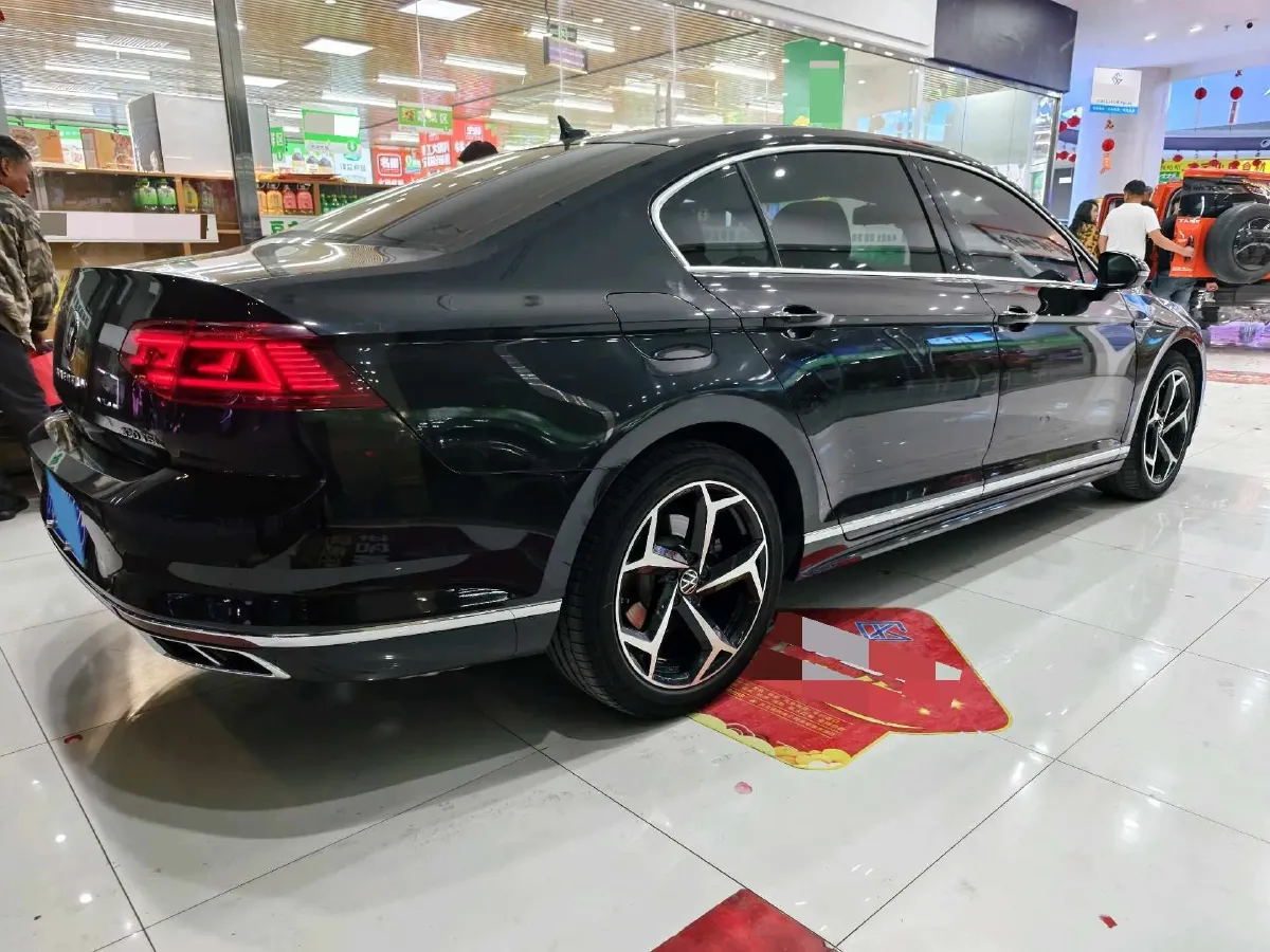 2023 Volkswagen Magotan 2.0T 186HP L4 7DCT,autocango,china used car exporter,china ev exporter,chinese used car exporter,chinese used ev exporter