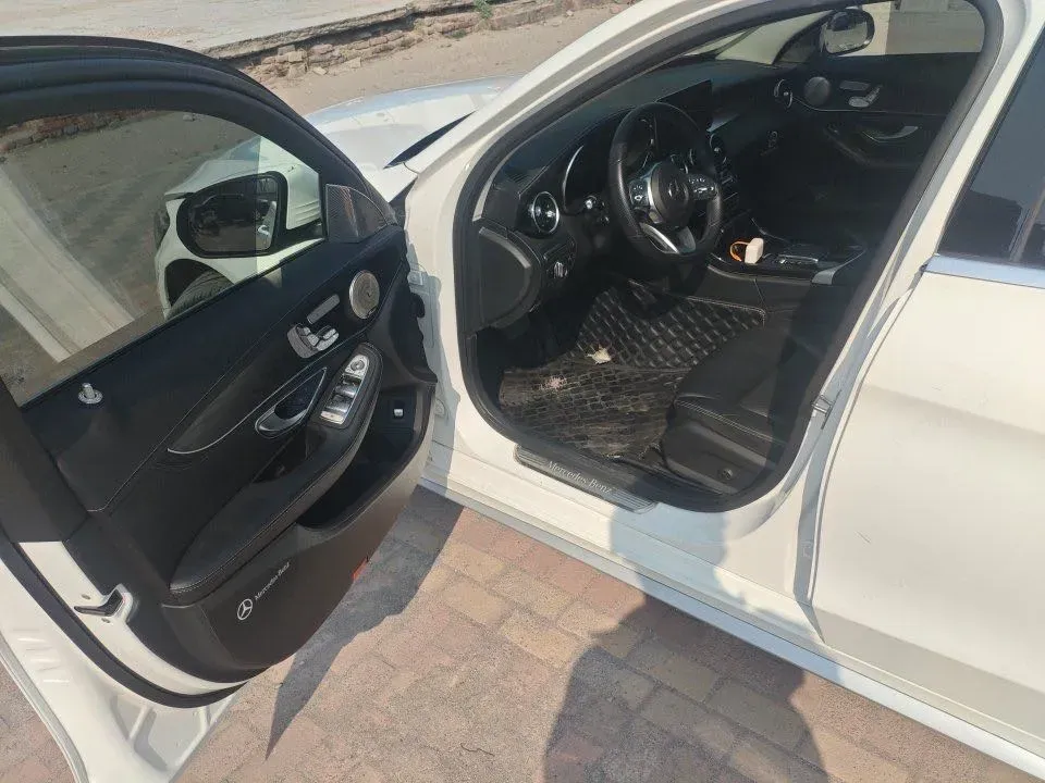 2020 Mercedes-Benz C Class 1.5T 184HP L4 9AT,autocango,china used car exporter,china ev exporter,chinese used car exporter,chinese used ev exporter