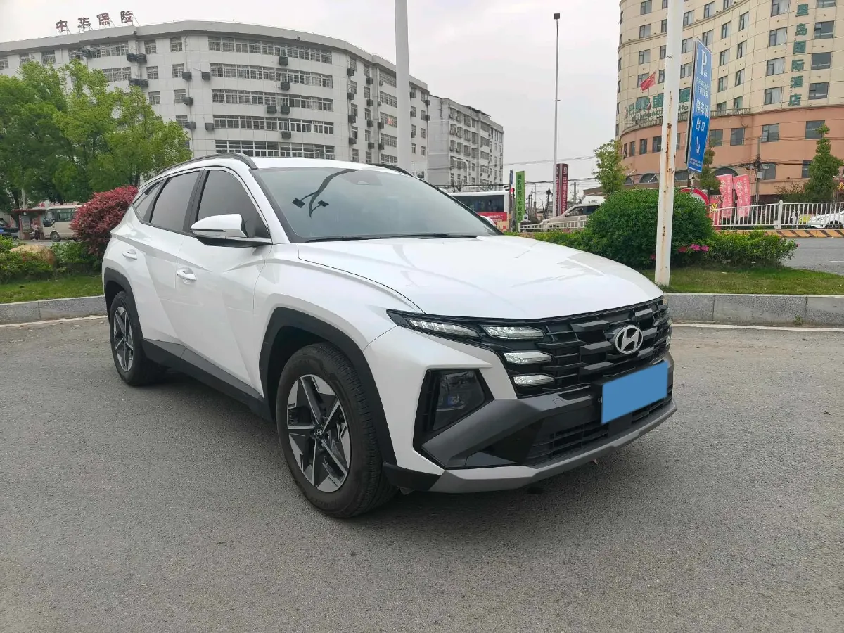 2025 Hyundai Tucson 1.5T 200HP L4 8AT,autocango,china used car exporter,china ev exporter,chinese used car exporter,chinese used ev exporter