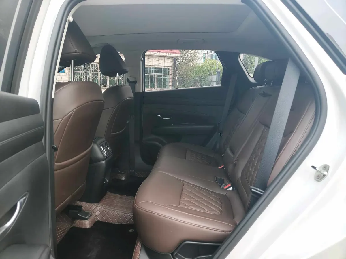 2025 Hyundai Tucson 1.5T 200HP L4 8AT,autocango,china used car exporter,china ev exporter,chinese used car exporter,chinese used ev exporter