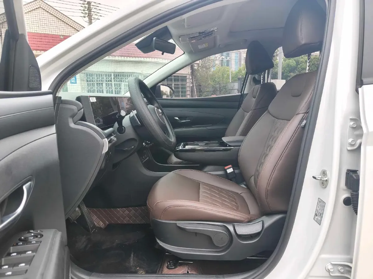 2025 Hyundai Tucson 1.5T 200HP L4 8AT,autocango,china used car exporter,china ev exporter,chinese used car exporter,chinese used ev exporter