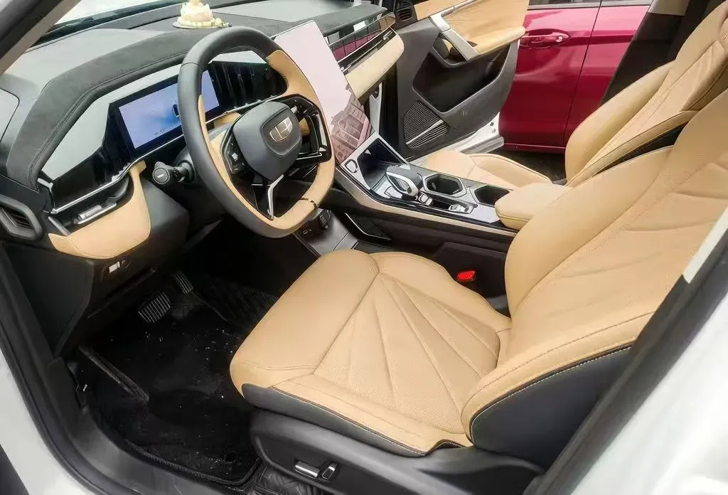 2023 Geely StarRay 1.5T 181HP L4 7DCT,autocango,china used car exporter,china ev exporter,chinese used car exporter,chinese used ev exporter