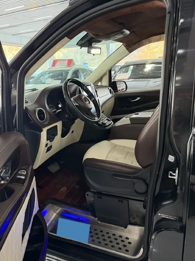 2014 Land Rover Discovery 3.0T 340HP V6 8AT,autocango,china used car exporter,china ev exporter,chinese used car exporter,chinese used ev exporter