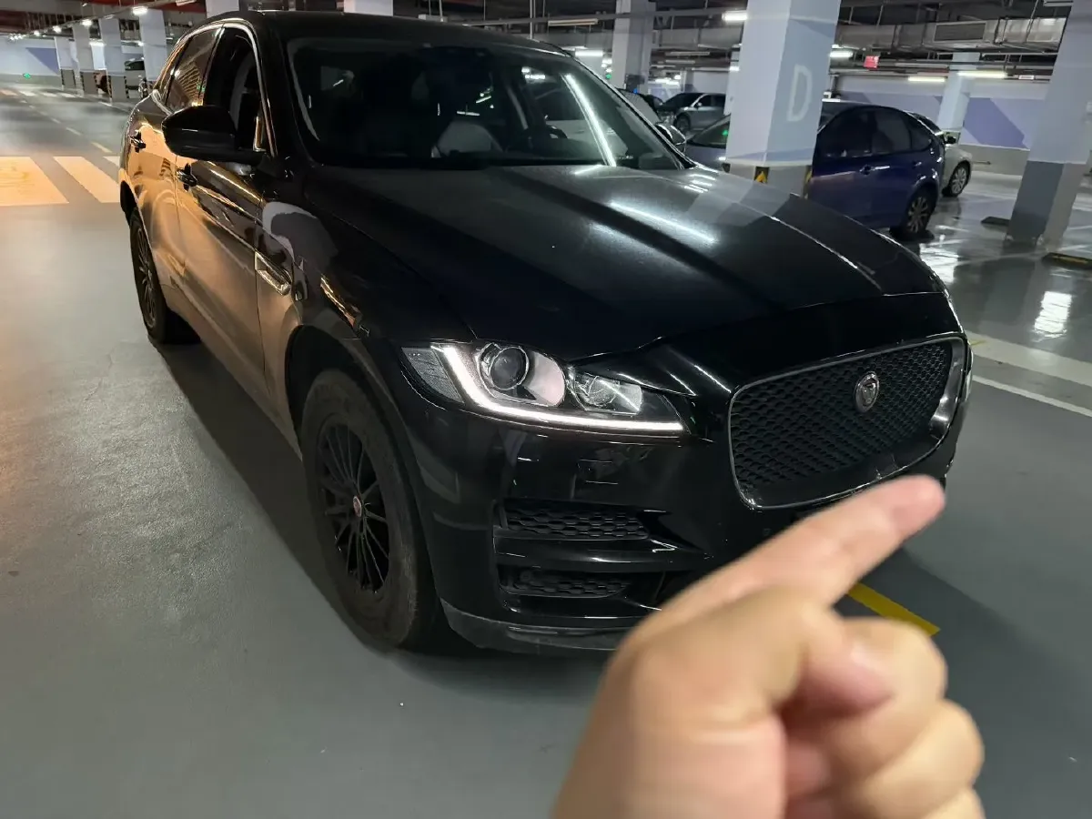 2018 Jaguar F-PACE 2.0T 250HP L4 8AT,autocango,china used car exporter,china ev exporter,chinese used car exporter,chinese used ev exporter