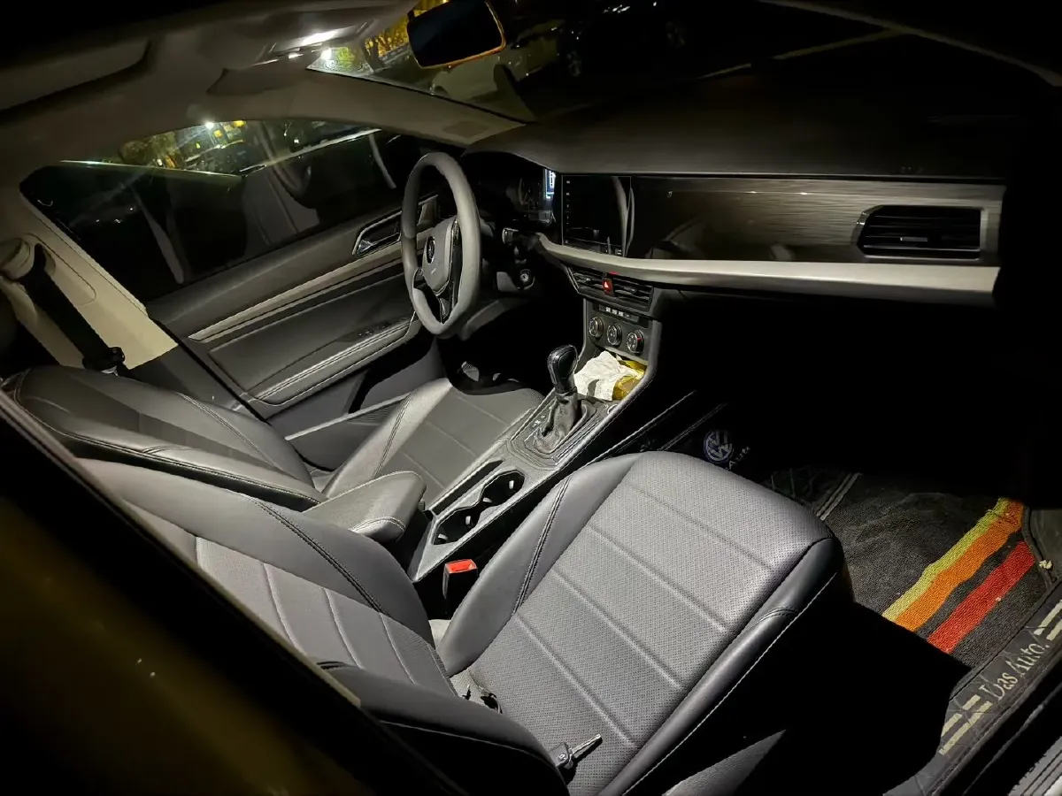 2021 Volkswagen Lavida 1.5L 113HP L4 6AT,autocango,china used car exporter,china ev exporter,chinese used car exporter,chinese used ev exporter