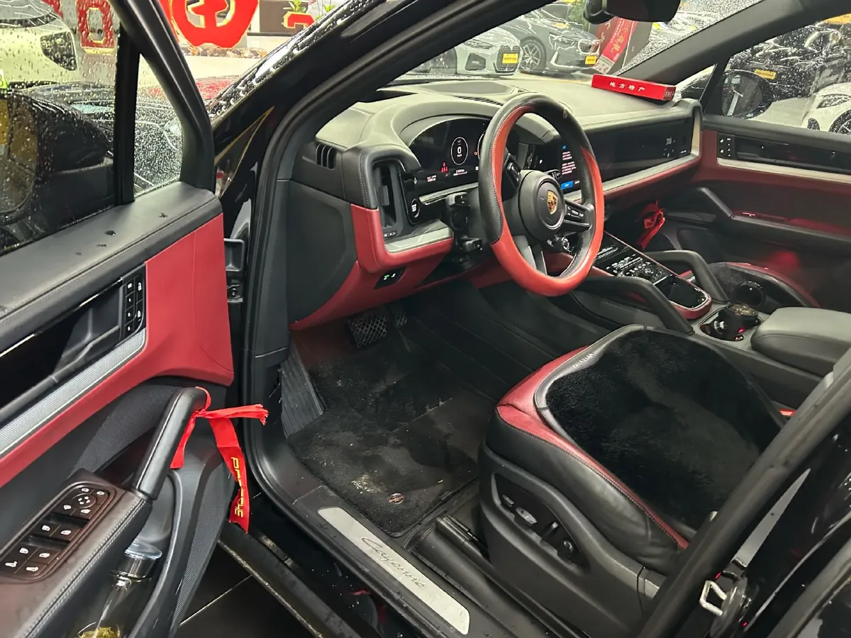 2024 Porsche Cayenne 3.0T 354HP V6 8AT,autocango,china used car exporter,china ev exporter,chinese used car exporter,chinese used ev exporter