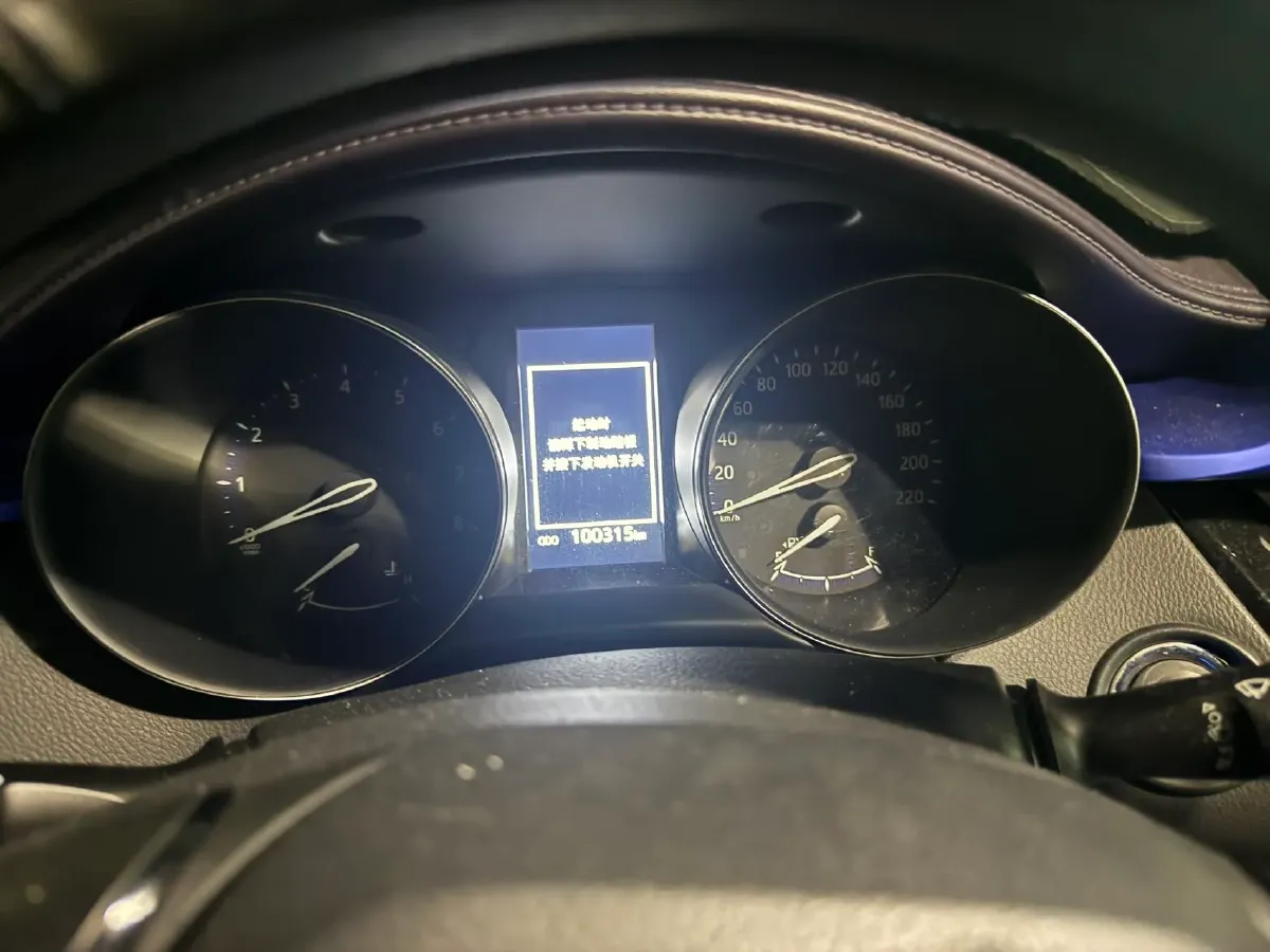 2020 Toyota C-HR 2.0L 171HP L4 CVT,autocango,china used car exporter,china ev exporter,chinese used car exporter,chinese used ev exporter