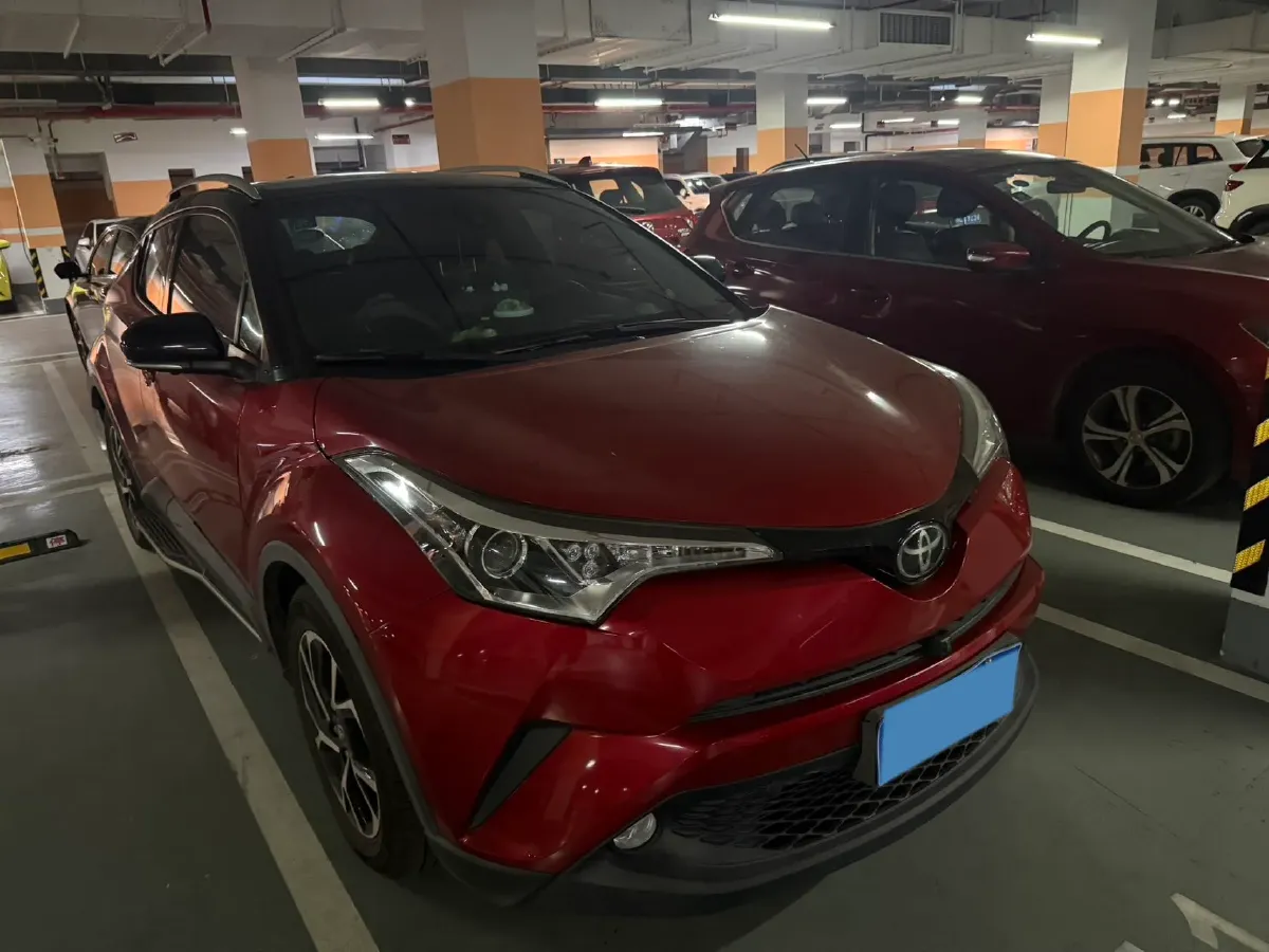 2020 Toyota C-HR 2.0L 171HP L4 CVT,autocango,china used car exporter,china ev exporter,chinese used car exporter,chinese used ev exporter