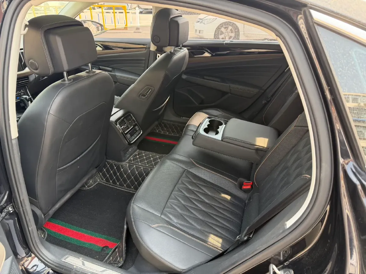 2020 Volkswagen Passat 2.0T 186HP L4 7DCT,autocango,china used car exporter,china ev exporter,chinese used car exporter,chinese used ev exporter