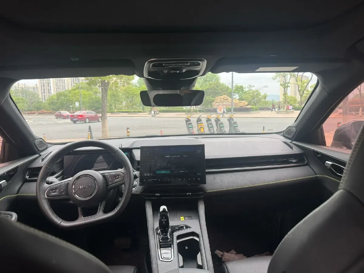 2023 MAXUS G50 1.5T 181HP L4 7DCT,autocango,china used car exporter,china ev exporter,chinese used car exporter,chinese used ev exporter