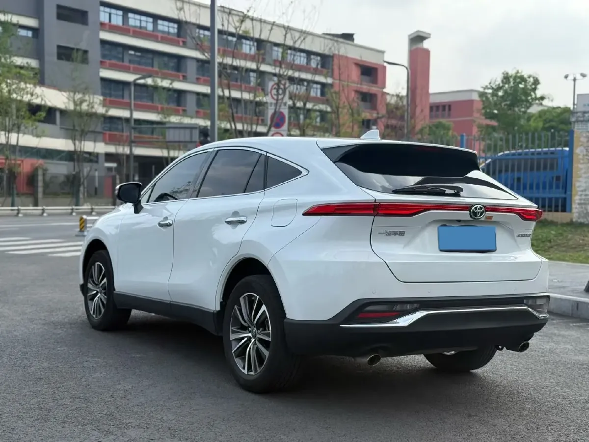 2022 Toyota Harrier 2.0L 171HP L4 CVT,autocango,china used car exporter,china ev exporter,chinese used car exporter,chinese used ev exporter