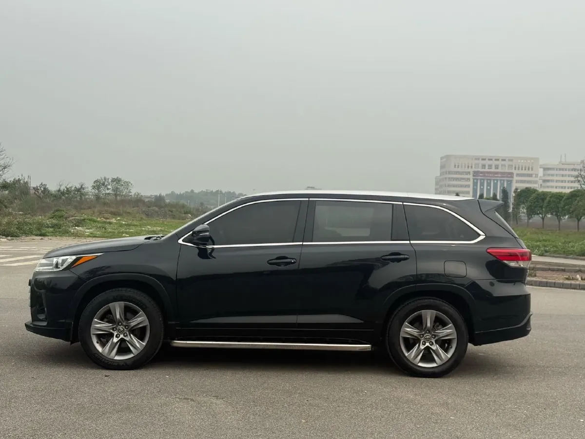 2018 Toyota Highlander 2.0T 220HP L4 6AT,autocango,china used car exporter,china ev exporter,chinese used car exporter,chinese used ev exporter
