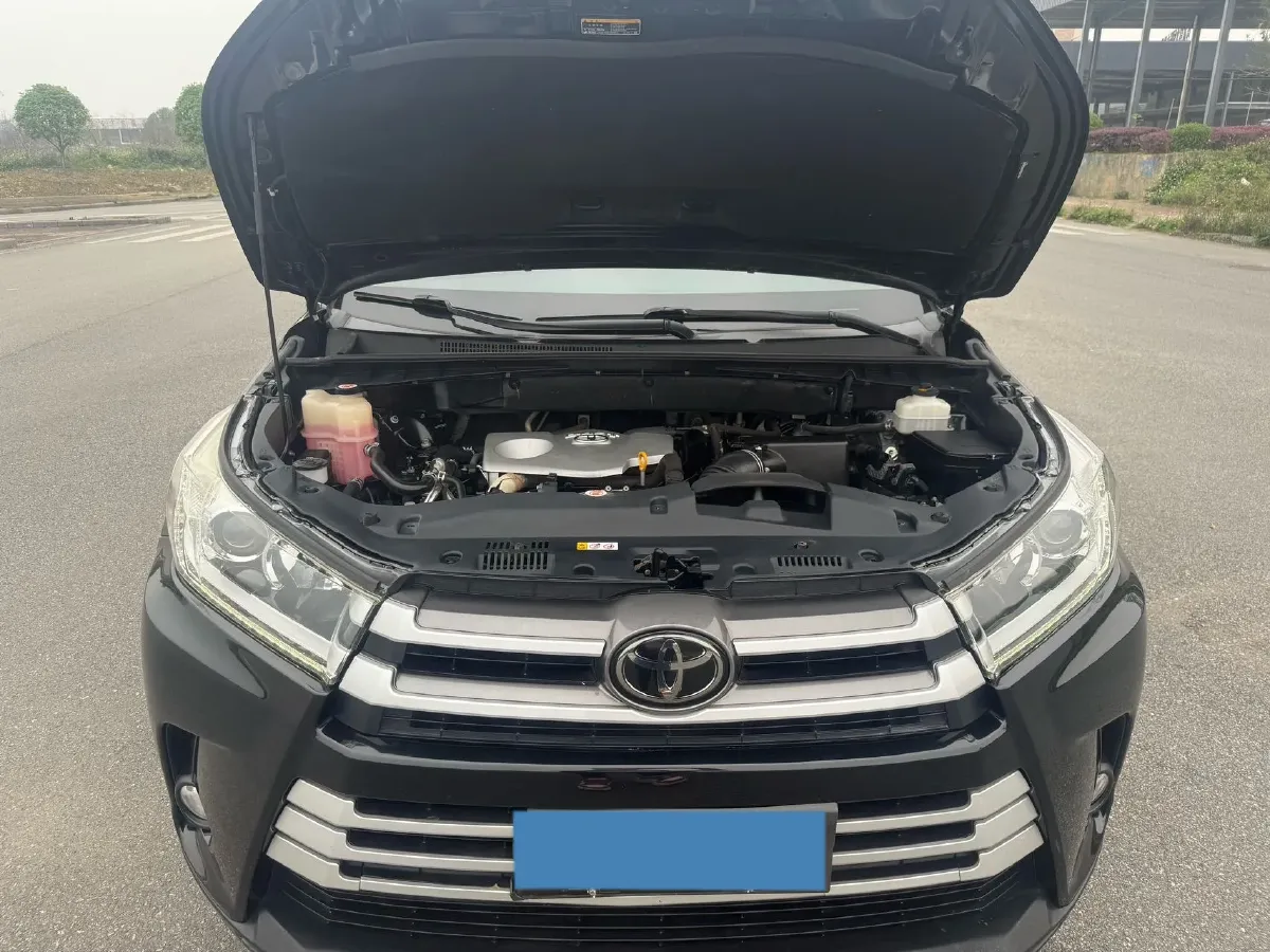 2018 Toyota Highlander 2.0T 220HP L4 6AT,autocango,china used car exporter,china ev exporter,chinese used car exporter,chinese used ev exporter