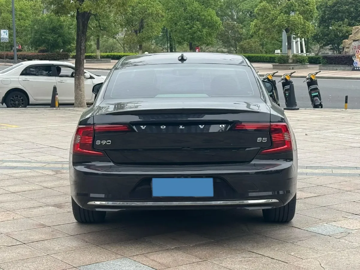 2021 Volvo S90 2.0T 250HP L4 8AT,autocango,china used car exporter,china ev exporter,chinese used car exporter,chinese used ev exporter