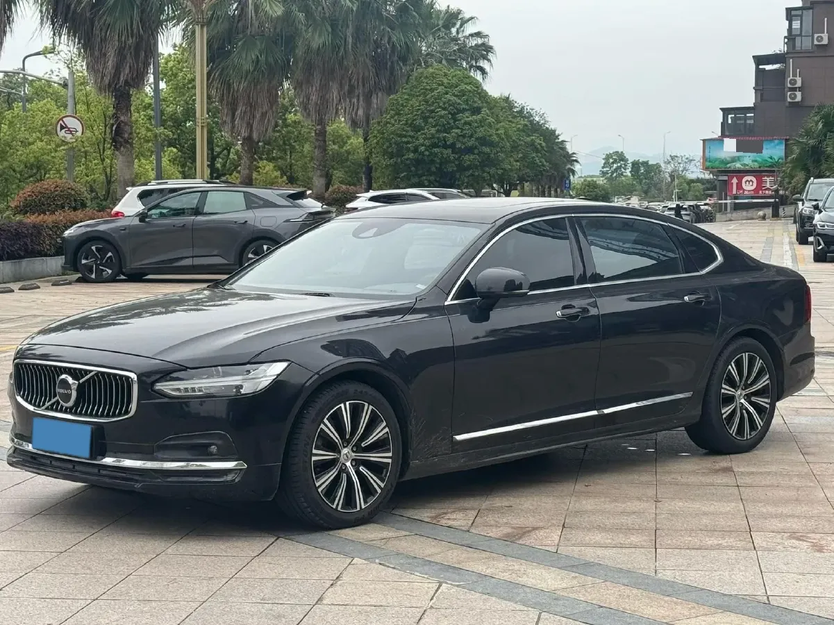 2021 Volvo S90 2.0T 250HP L4 8AT,autocango,china used car exporter,china ev exporter,chinese used car exporter,chinese used ev exporter