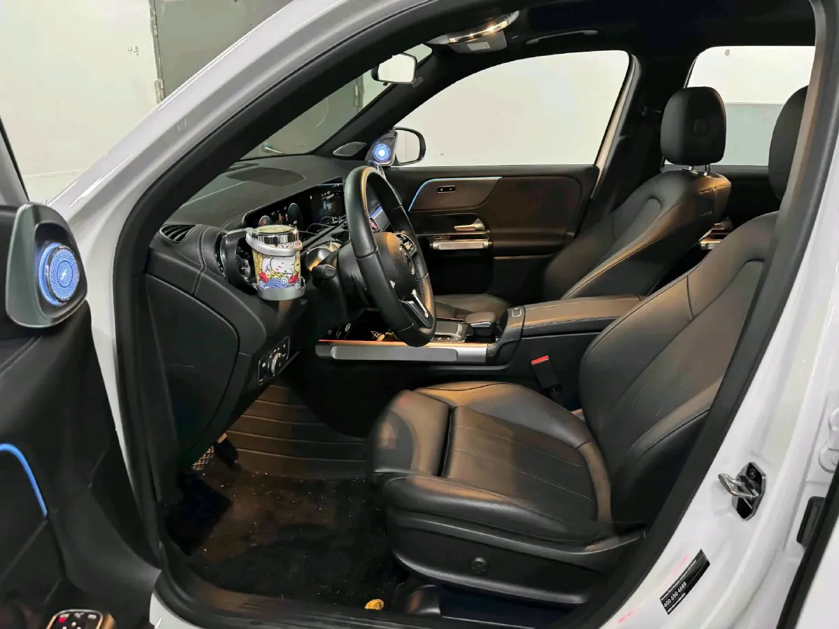 2022 Mercedes-Benz GLB Class 2.0T 190HP L4 8DCT,autocango,china used car exporter,china ev exporter,chinese used car exporter,chinese used ev exporter