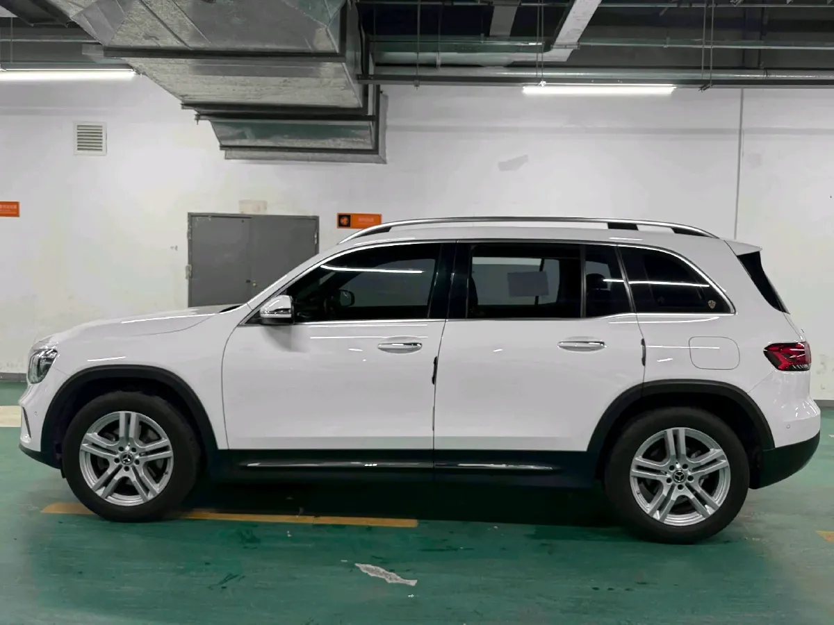 2022 Mercedes-Benz GLB Class 2.0T 190HP L4 8DCT,autocango,china used car exporter,china ev exporter,chinese used car exporter,chinese used ev exporter